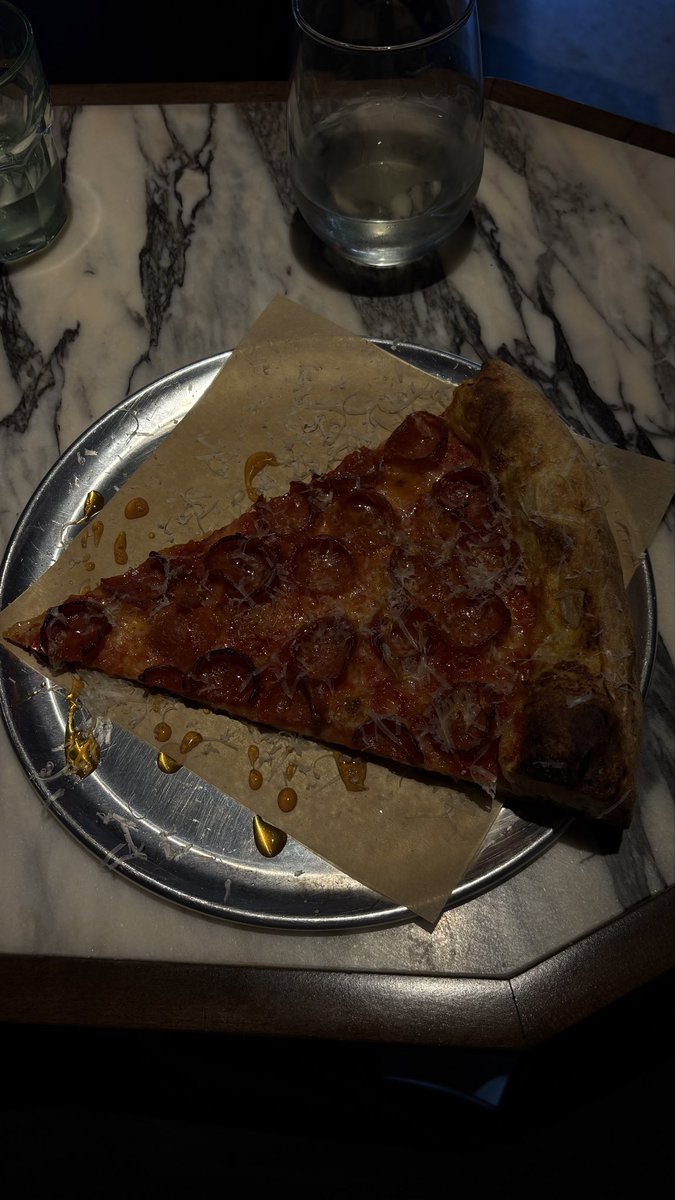 Post_Thirty's tweet photo. Yes, Miami Slice is that good. https://t.co/2sW9eP36T6
