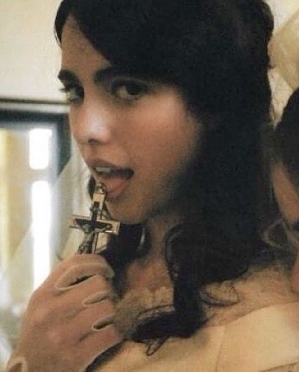 whisperboy__'s tweet photo. Happy 32nd Birthday to Margaret Qualley! https://t.co/nKWgPfQ42v