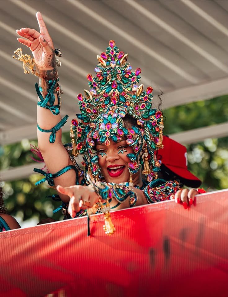 Rihinterest tweet picture