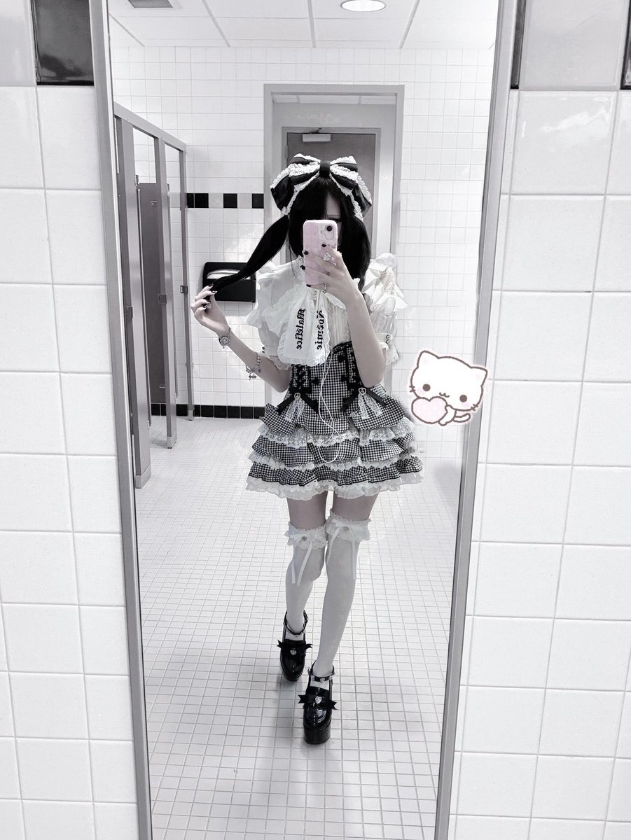 usaaaqgi's tweet photo. #自撮り界隈 ♱ ₊˚ ໒꒱ https://t.co/TEpCZ9yMGi