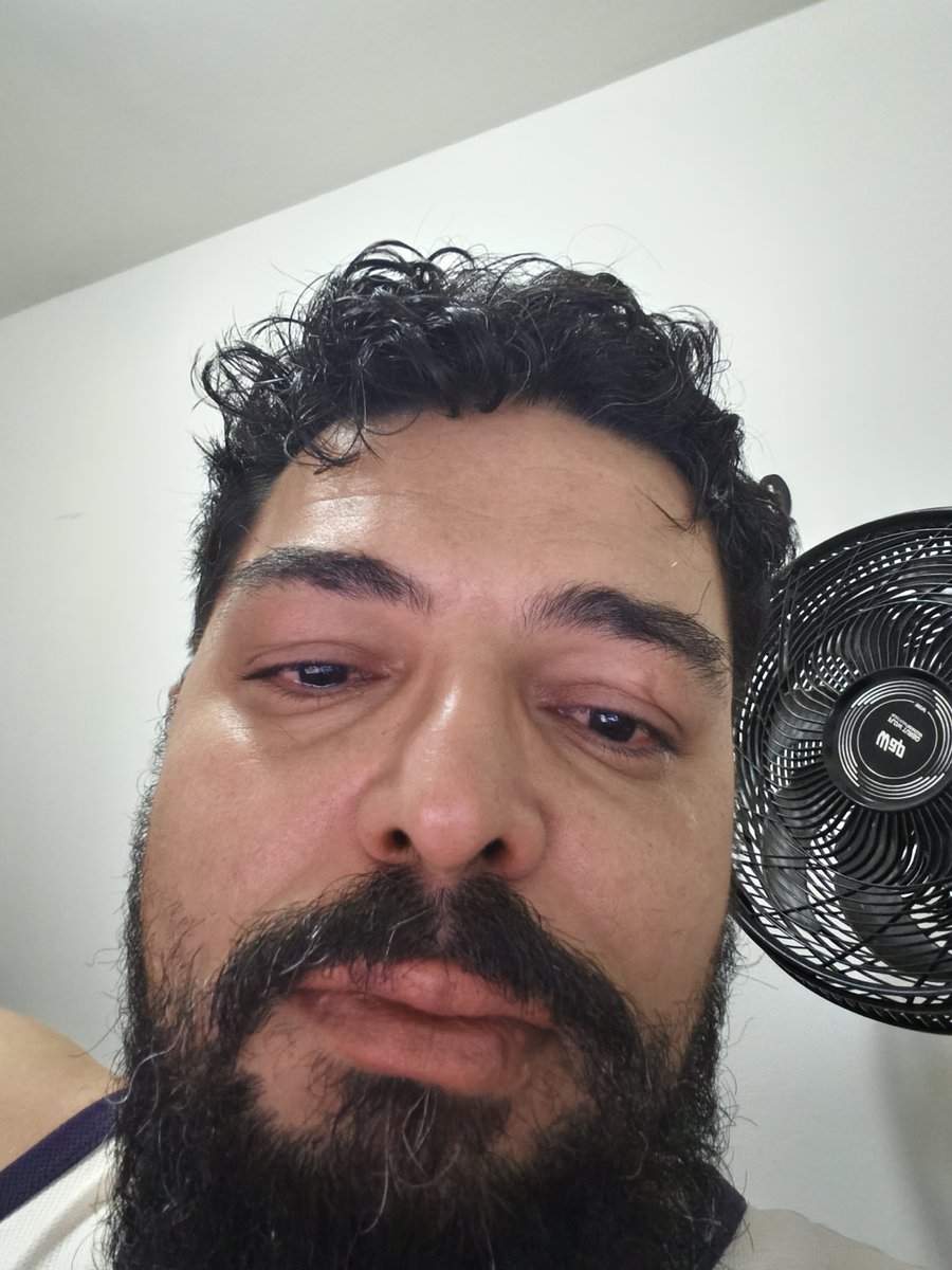 diegodeabreu's tweet photo. Mae da Leandra Leal me fez chorar. https://t.co/qLfHJKqIq2