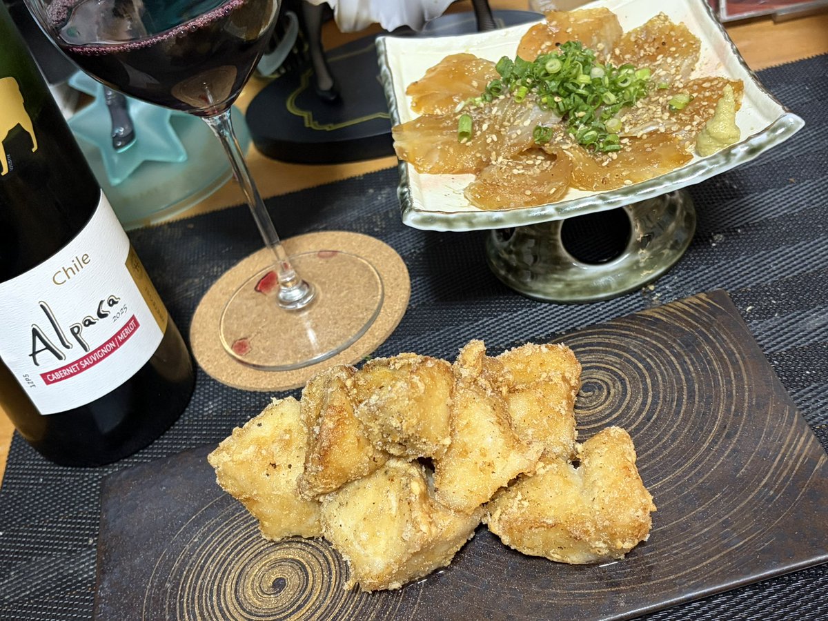 dimemegabass's tweet photo. 鱸
唐揚げ
胡麻和え

ウマスンギ大学 https://t.co/7FJwjaHCBt