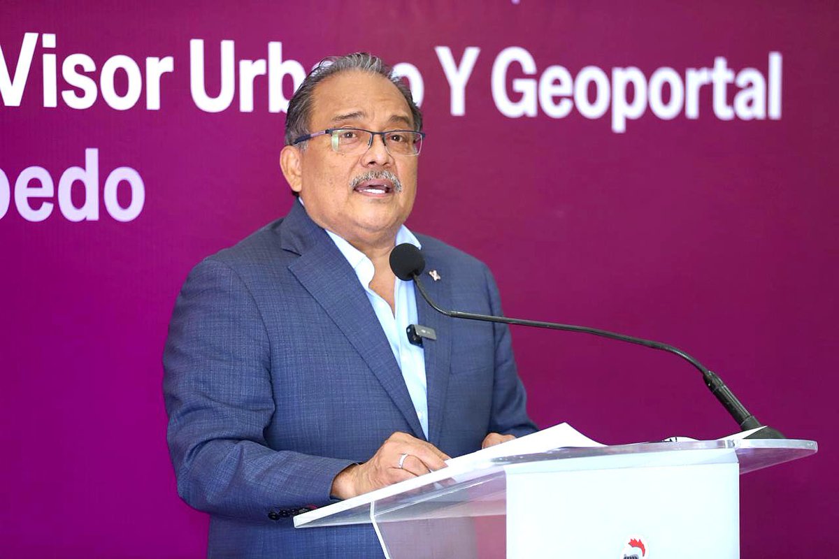reportecoco's tweet photo. @gob_Escobedo lanzó dos plataformas digital Visor Urbano y el Geoportal para facilitar en tema urbano y territorial @andresmijesmx alcalde da esas dos herramientas para la ciudadanía @VecinoEscobedo @EscobedoProxpol https://t.co/KSPkI60H6v