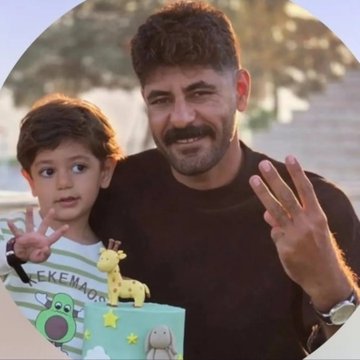 zahra_masgedyy's tweet photo. از نام های کمتر شنیده شده.
جاویدنام #سعید_تروند ۳۳ساله، پدر یک فرزند اهل ایلام، ۱۸دی،آبادان.

راهت ادامه داره... https://t.co/VQrMHCbTyN