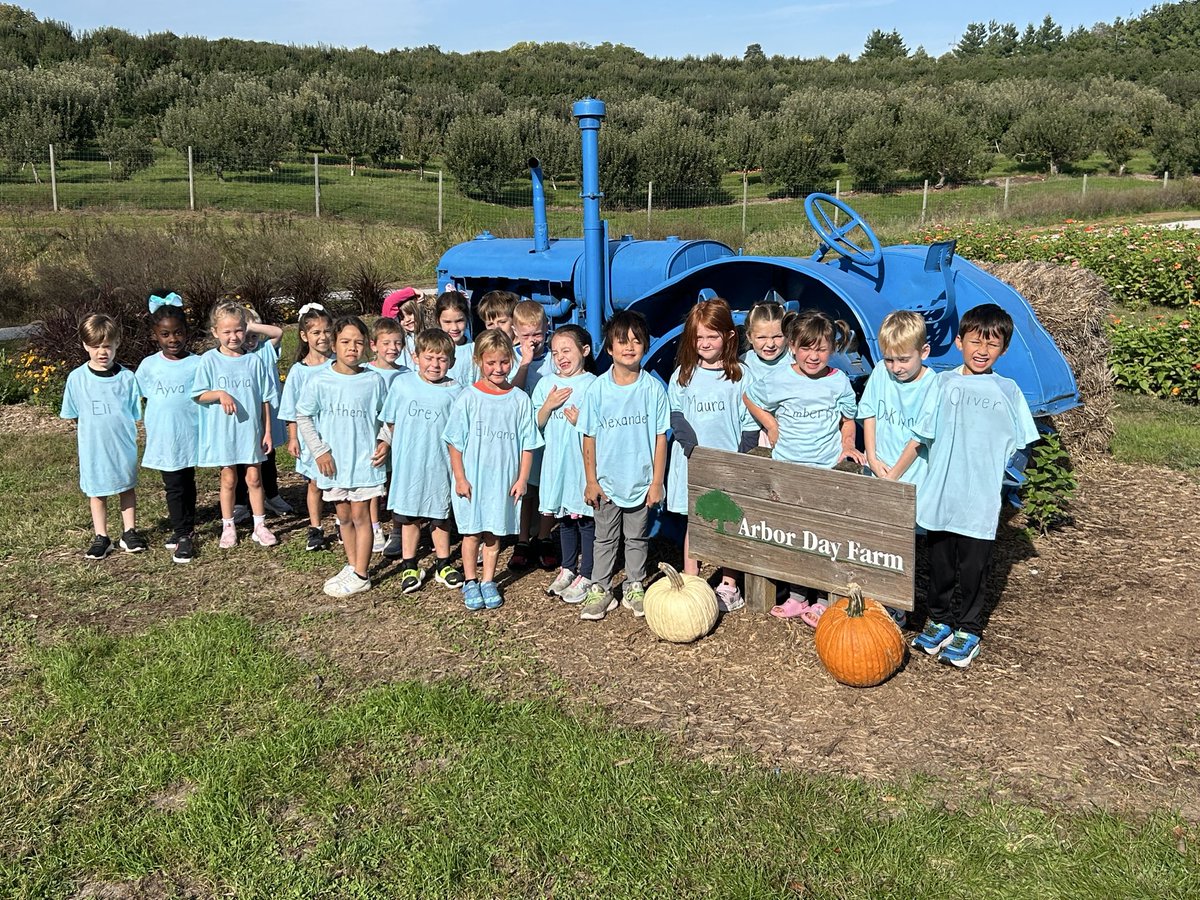 TSWildcats_BPS's tweet photo. 🌳🐾 Kindergarten explored, discovered, and learned at @arborday Farm! Hands-on learning and outdoor adventures make the best memories! 💚 #bpsne https://t.co/NNU1ypDiQo