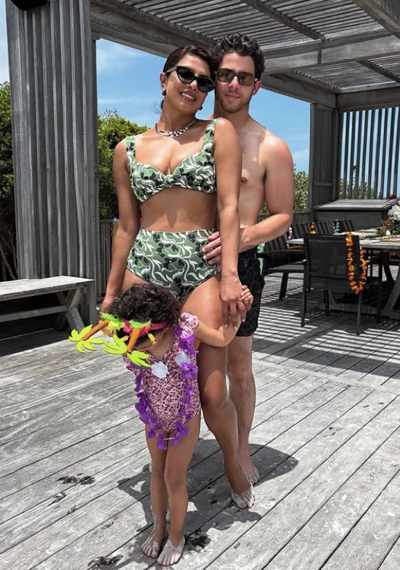 Bigdaddyvinz_'s tweet photo. Priyanka Chopra and Nick Jonas with their daughter, Malti Marie.

She was born via surrogacy and spent over 100 days in intensive care after being born prematurely. Now she’s growing up healthy and thriving❤️ https://t.co/UNMckYHoVG