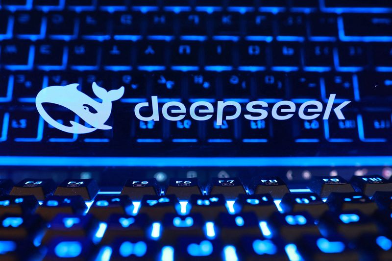 Chuyang0916's tweet photo. DeepSeek 融资约 150 亿美元即将收官

据路透报道，知情人士称 DeepSeek 最新一轮融资约 1000 亿元（149.8 亿美元），宁德时代与腾讯是其中最大的投资者。这轮融资尚未敲定，财务细节与投资者阵容仍可能变化，DeepSeek、宁德时代与腾讯均未置评。

投前估值 5000 亿元 https://t.co/P83LyVVjyV