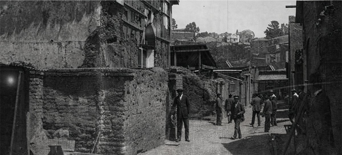 RenzoVaccarezza's tweet photo. Interior de la cárcel de Valparaíso y el nuevo pabellón con 255 celdas.

Año 1916. https://t.co/J8yzrOcvt6