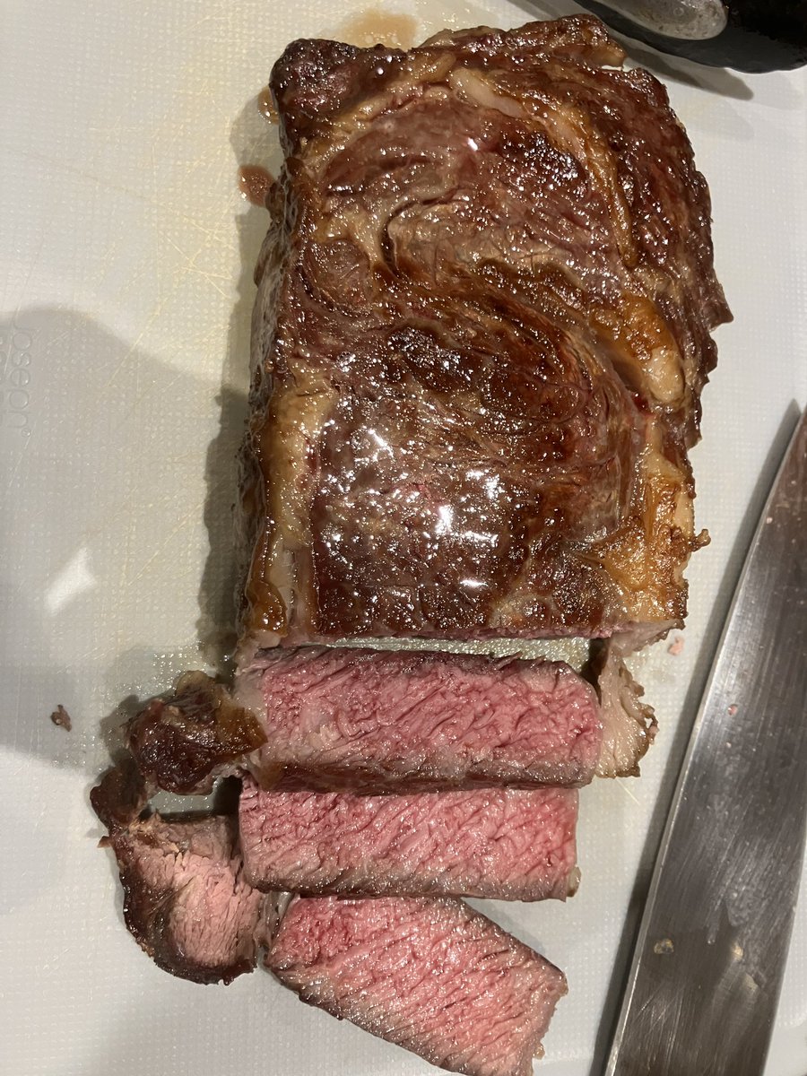 shittyprogram's tweet photo. hit the “yippeee!” when i cut this open https://t.co/EomVpoyUVi
