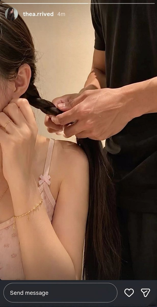 untaikatta's tweet photo. ️️
️️
▌𝗍𝗁𝖾𝖺.𝗋𝗋𝗂𝗏𝖾𝖽 instagram story update.
️️️️
️️ https://t.co/ABjEfZZxDr