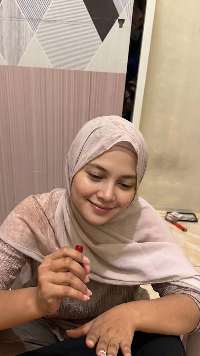 eithqa's tweet photo. keasikan lupa kunci pintu

https://t.co/QYSWYDrLWC https://t.co/aNZ7nk04QG