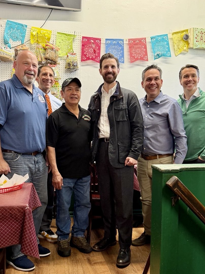 ChrisForPA's tweet photo. Out in the Lehigh Valley all day today supporting my friend @VoteBobBrooks and Democratic candidates up and down the ticket — and I wasn’t alone. 

@PeteAguilar and @MorganMcGarvey joined us to make sure we flip the U.S. House, send Gov Shapiro a trifecta, and have the Democratic majority we need to restore the American Dream.

We’re on the radio, hearing from leaders across Lehigh Valley, speaking with volunteers, meeting voters, and leaving it all out on the field! 

12 days. All gas. No brakes.