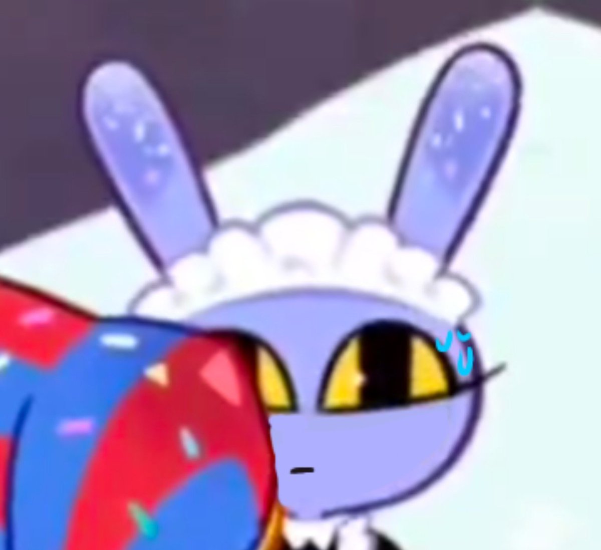 CosmicBunny06's tweet photo. I wasn't expecting her to turn around https://t.co/pgxPyt92nS