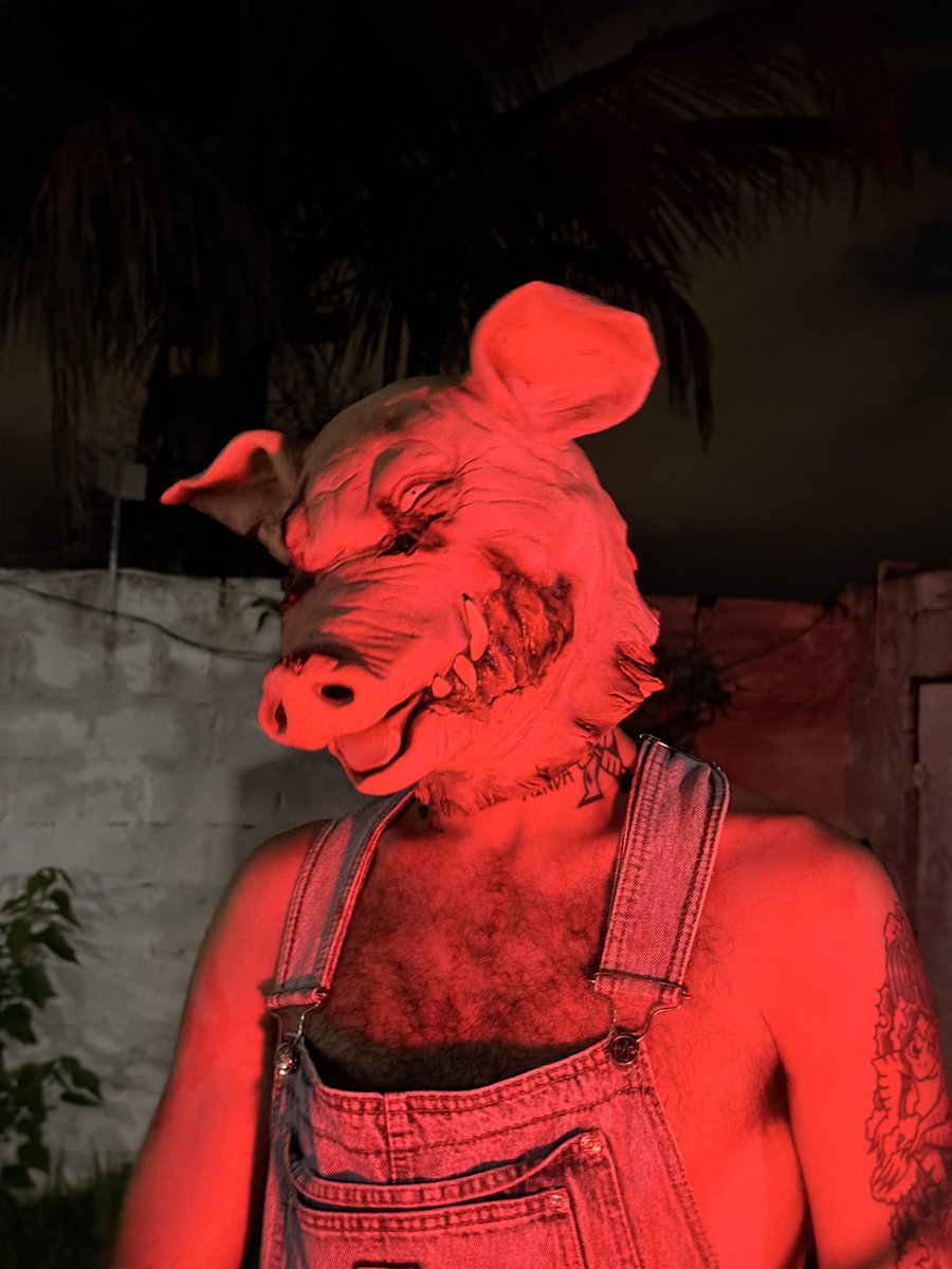 lyyycanIV's tweet photo. quem curte um fearplay misturado com petplay 

tenho uma cachorra muito bem comportada https://t.co/FNZRfJTuzY