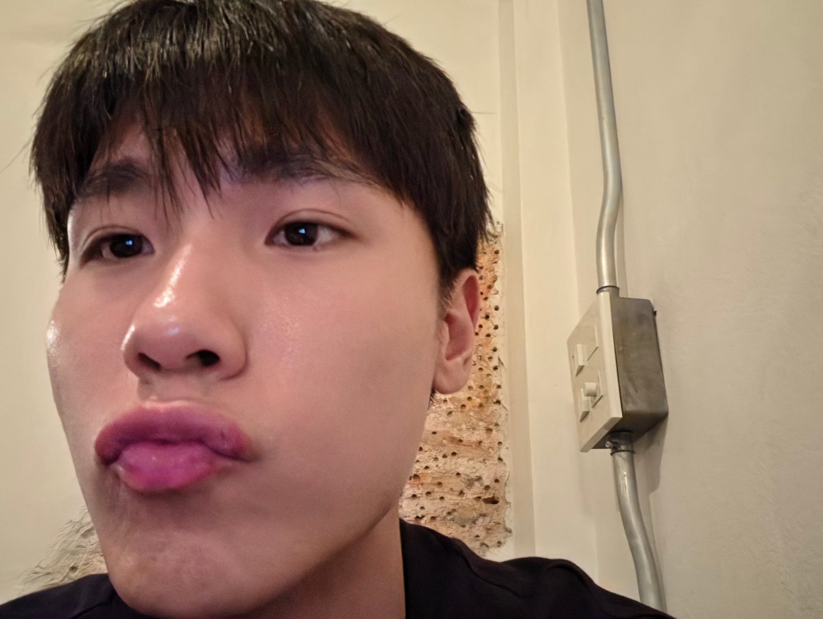 minhoe_6 tweet picture