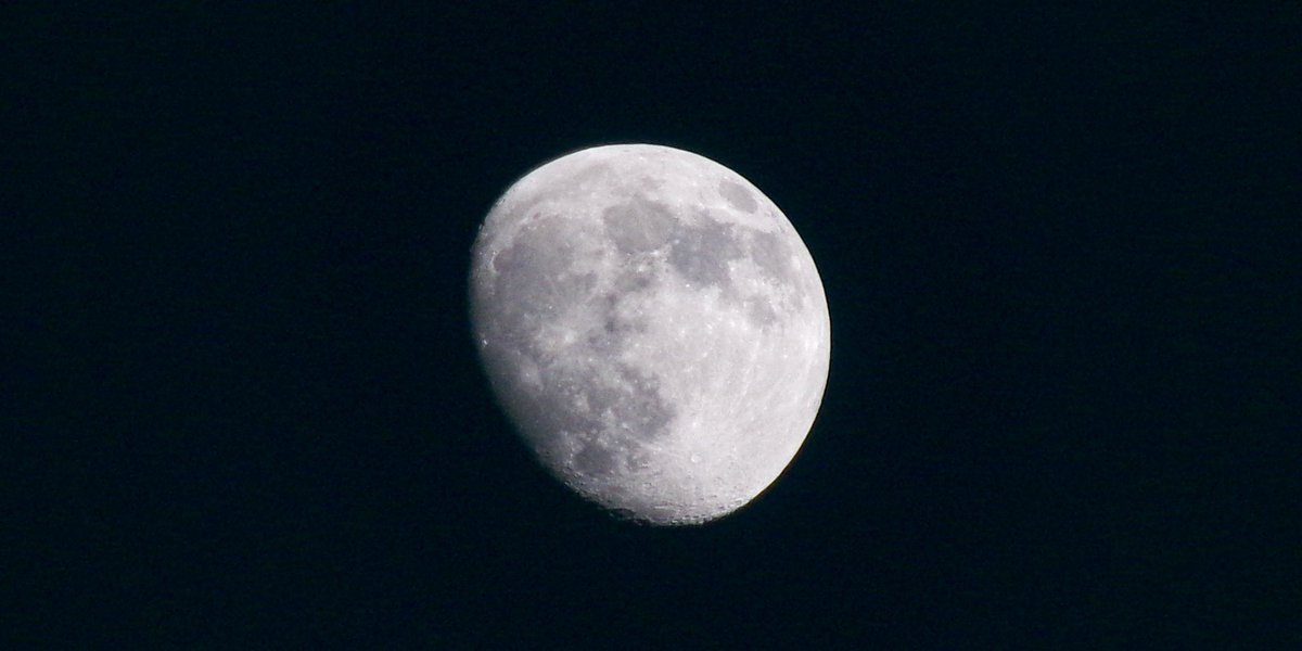 sage_astr's tweet photo. the moon is so beautiful https://t.co/8p1Thq172R