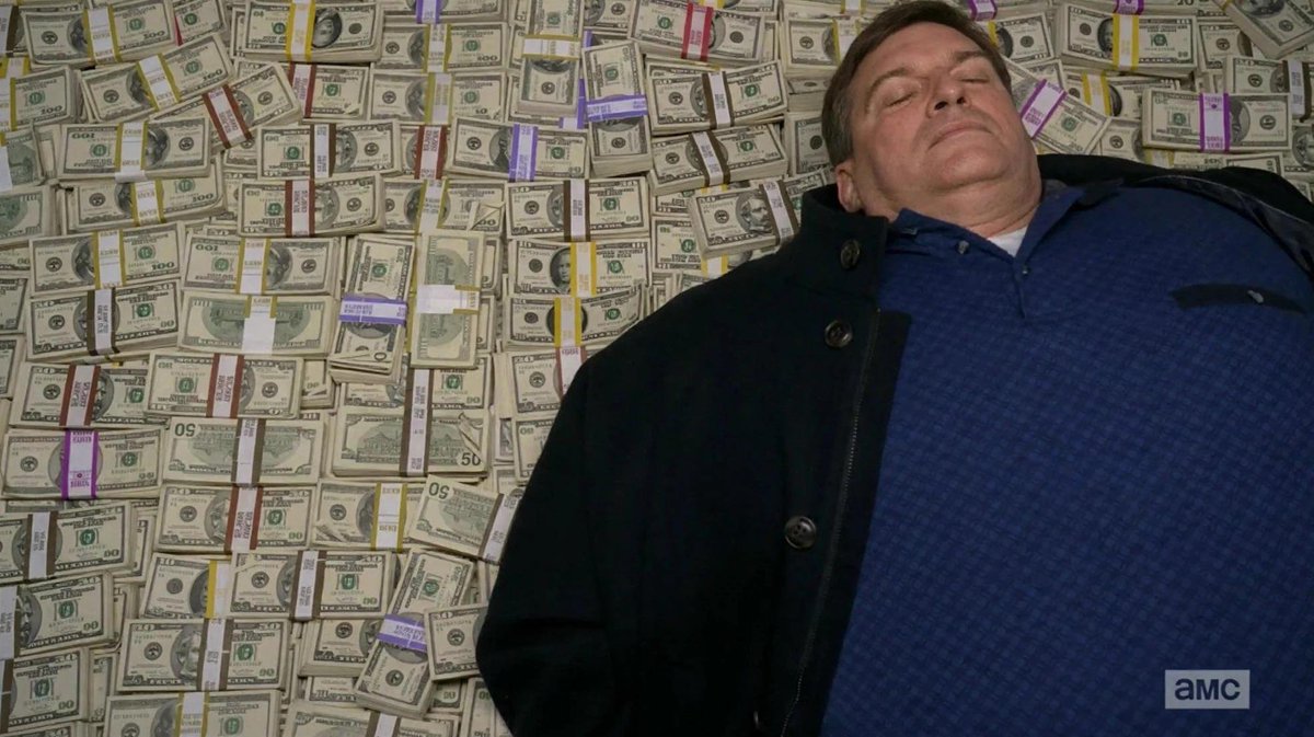 TrendSpider's tweet photo. no one:

Burry watching the market crash: https://t.co/jIrGe7JaZb