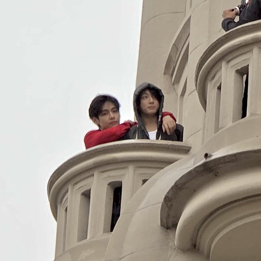 _nutae_'s tweet photo. อันนี้คืออะไร มีถ่ายรูปคู่กันด้วยเหรอ??? https://t.co/v2WjuYkVah