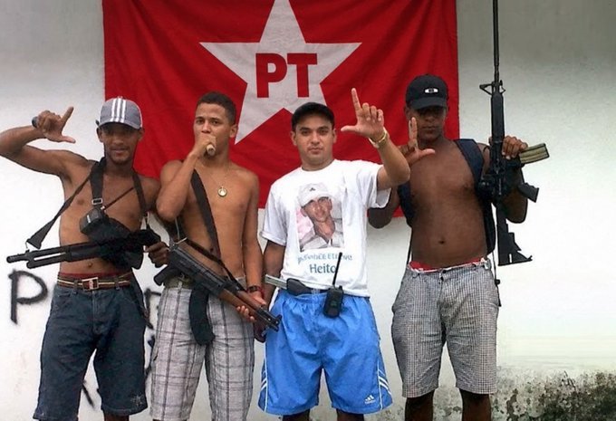 Johnnny_Fla's tweet photo. Eu teria uma vergonha profunda se o meu voto fosse o mesmo dos ladrões, assaltantes, estupradores, assassinos e traficantes. https://t.co/Tg7lNBtCDe