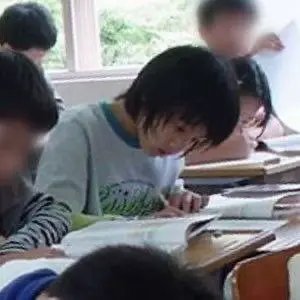 nm9711's tweet photo. Fotos de Jungkook en su era pre-debut/debut que probablemente no las hayas visto 🤭💜 https://t.co/u2sKPS4SHJ