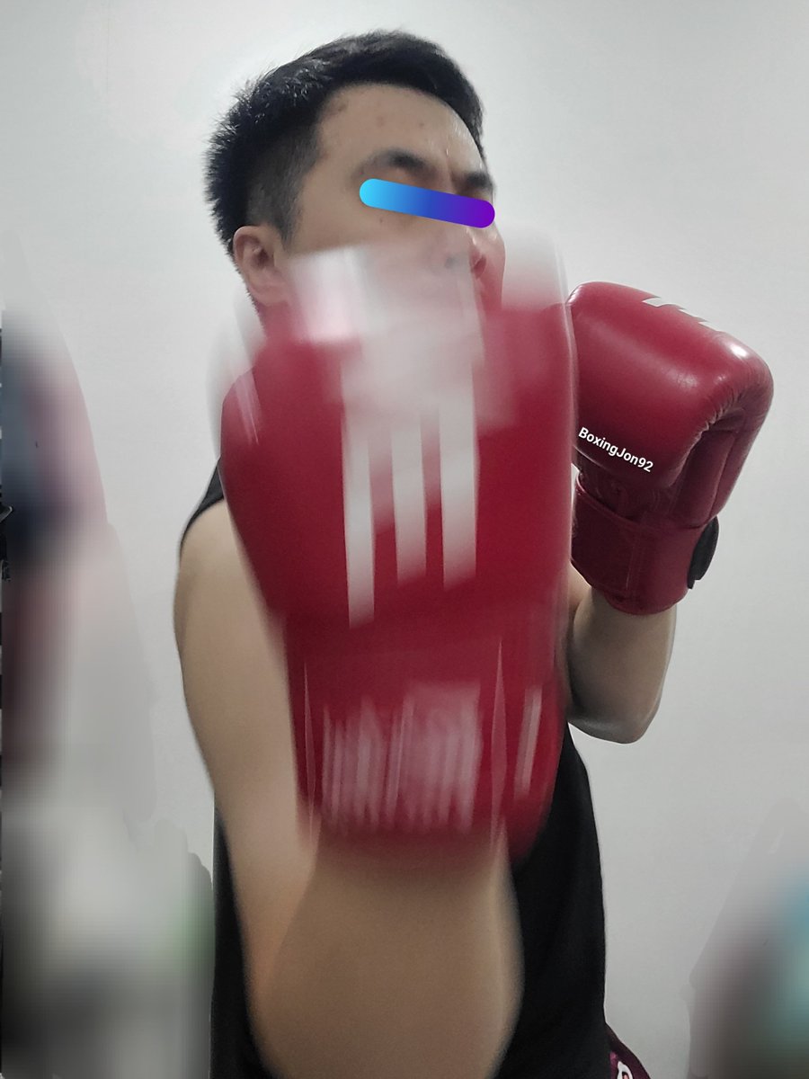 BoxingJon92's tweet photo. Tap 🥊 BANG 🥊🥊 https://t.co/Q8Rff5F5wx
