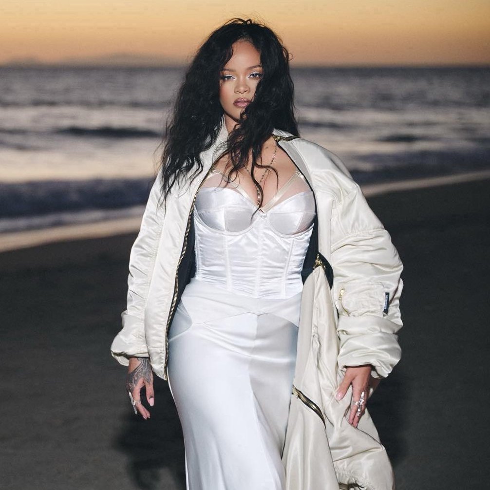 FentyStats tweet picture