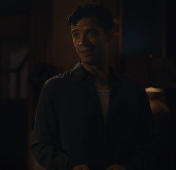 SHAN3D3AN's tweet photo. “can we go..”                              “yes, dear”
“can we buy..”
“can we visit..”
“can we eat..”
“can we kiss..” https://t.co/c3nbOL1kHN