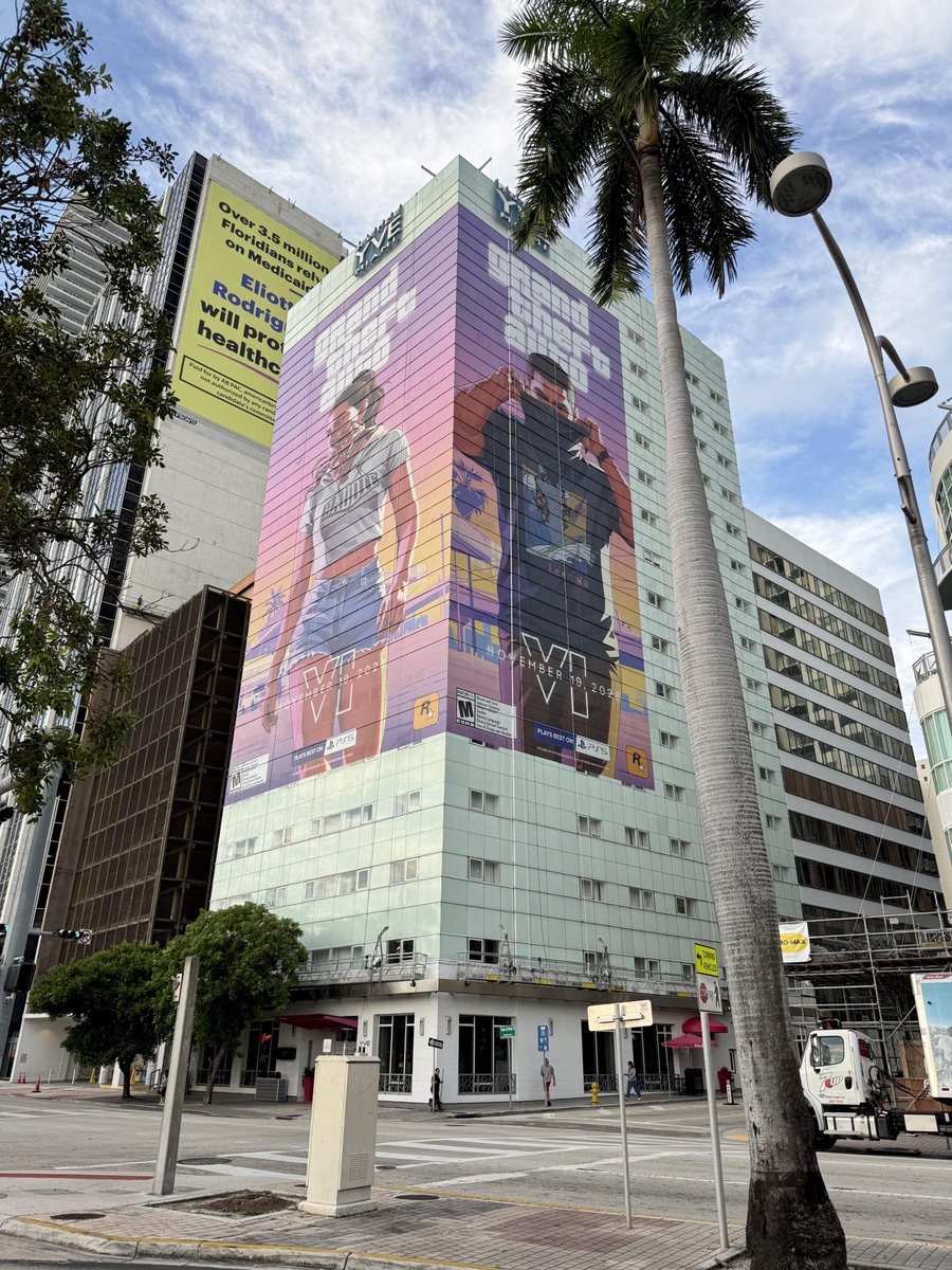GTA6Intel's tweet photo. Rockstar isn't playing around

GTA 6 billboards are going up everywhere

NYC
Paris
Miami
Chicago https://t.co/jXbuateYQr
