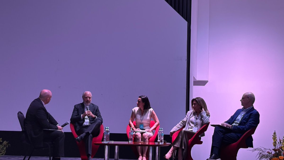 Cemefi's tweet photo. Participa el presidente del Consejo Directivo de #Cemefi, Javier de la Calle, en el Encuentro Red de Valor Compartido, organizado por Fundación Expo Guadalajara y USEM Jalisco, para fortalecer la colaboración empresarial y promover la generación de valor compartido. https://t.co/byqCtaVbi7