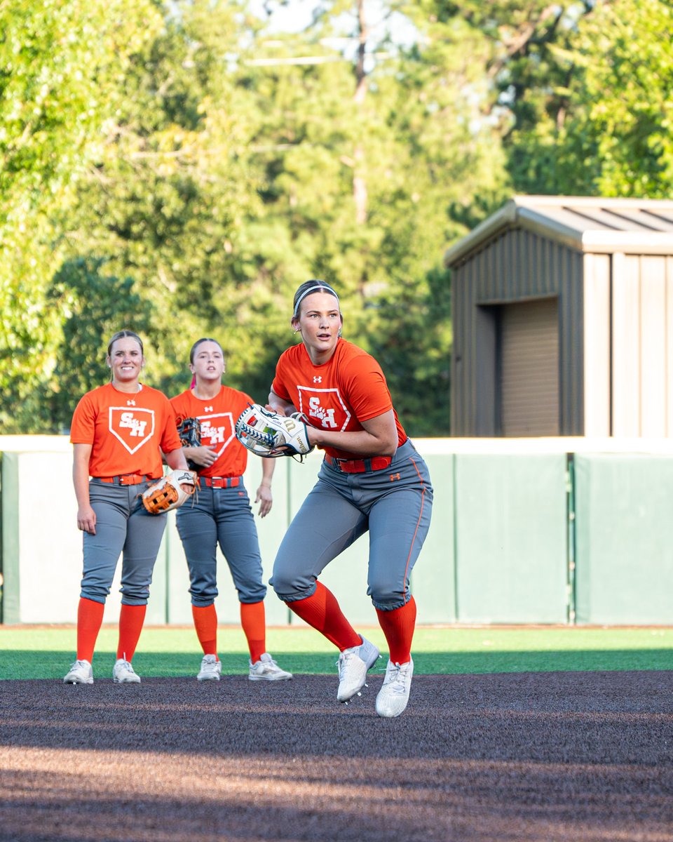 BearkatsSB's tweet photo. Fall game day snapshots 📸

#EatEmUpKats | #BePartOfIt https://t.co/hWOOI1eElg