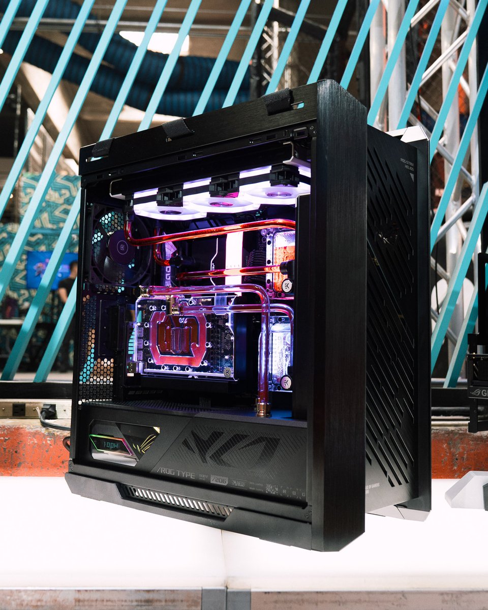 ASUS_ROGNA's tweet photo. Everyone understood the assignment ๐๐คโค๏ธ #ROGLVL20 #ROG20thAnniversary
Thank you to our partners, we couldn't have 20 years of ROG without our dedicated PC builders! Which one is your favorite? ๐ค
#ASUSPCDIY #PCgaming #CustomPC https://t.co/A2hBDHso4d