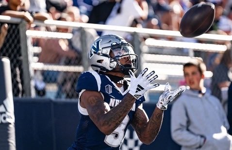 DilonTallie's tweet photo. #AGTG🙏🏾 After a great conversation with @17keithprice I am blessed to receive an offer from @NevadaFootball 🐺 @Ericso1is @CoachLeoHunt @_CoachRuss_ @TVCCFOOTBALL @JUCOFFrenzy @JuCoFootballACE @JUCOTopTalent @jucoweekly https://t.co/CFRpEDoOZ6