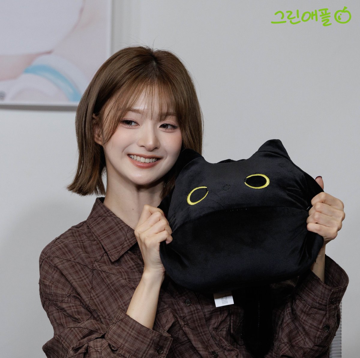 applechaeng tweet picture