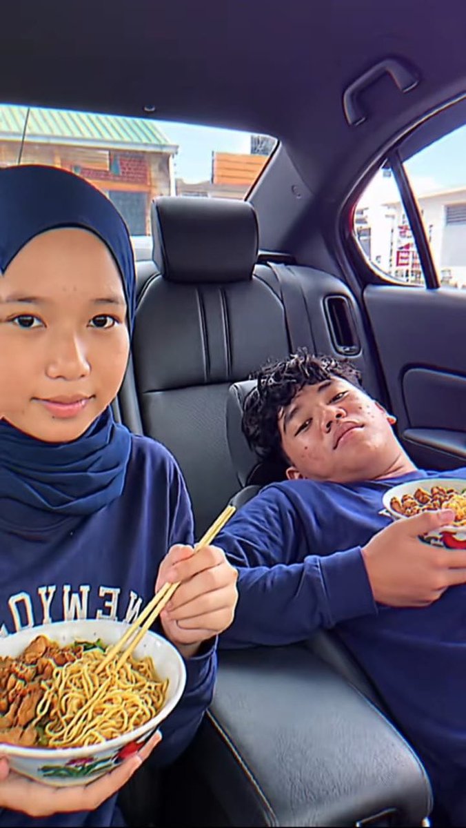 coxlodgenyk's tweet photo. kakak vs adik di mobil
https://t.co/YQzRrbjaB5

banyuwangi viral
https://t.co/mLrpRpI6zC

ayam geprek jepang
https://t.co/rjt8pPCAF1

#kakakvsadikdimobil #banyuwangi24jam #ayamgeprekjepang pagii kokopan https://t.co/rv0KHCX8XR