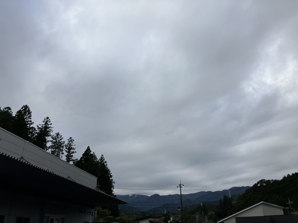 InoueBraid's tweet photo. ＼＼！おはゴム～ん！／／

10月23日(金)相模原市緑区鳥屋(宮ヶ瀬湖)の天気︎︎︎︎︎︎︎︎︎︎︎︎︎︎︎︎☁気温15度
明日から例のイベントのワークショップが募集開始です！🧵
今日もご縁が紡がれますように！🧵ヾ(*･∀︎･*)ﾉﾞ
#企業公式が毎朝地元の天気を言い合う
#企業公式秋のフォロー祭り https://t.co/wOmkK7e0fe