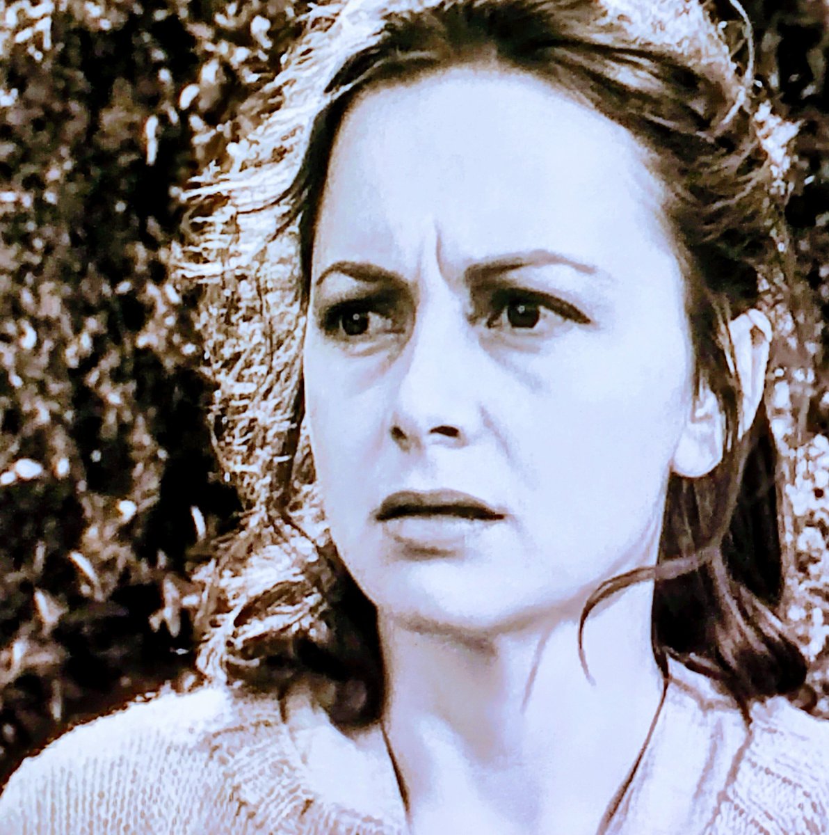 meinnyc130's tweet photo. Holy CRAP!🤣...It's Creepy ( &amp; Funny  as F) @macantone .. hahaha. FIRST time Seeing ANY of the #CreepyCinema Stuff on @tcm... lol.  🤣😎😉

Stellar Actress, Olivia de Havilland ..... Brilliant Always. 
#TheSnakePit
#TCMParty https://t.co/WgFzMRIDTO
