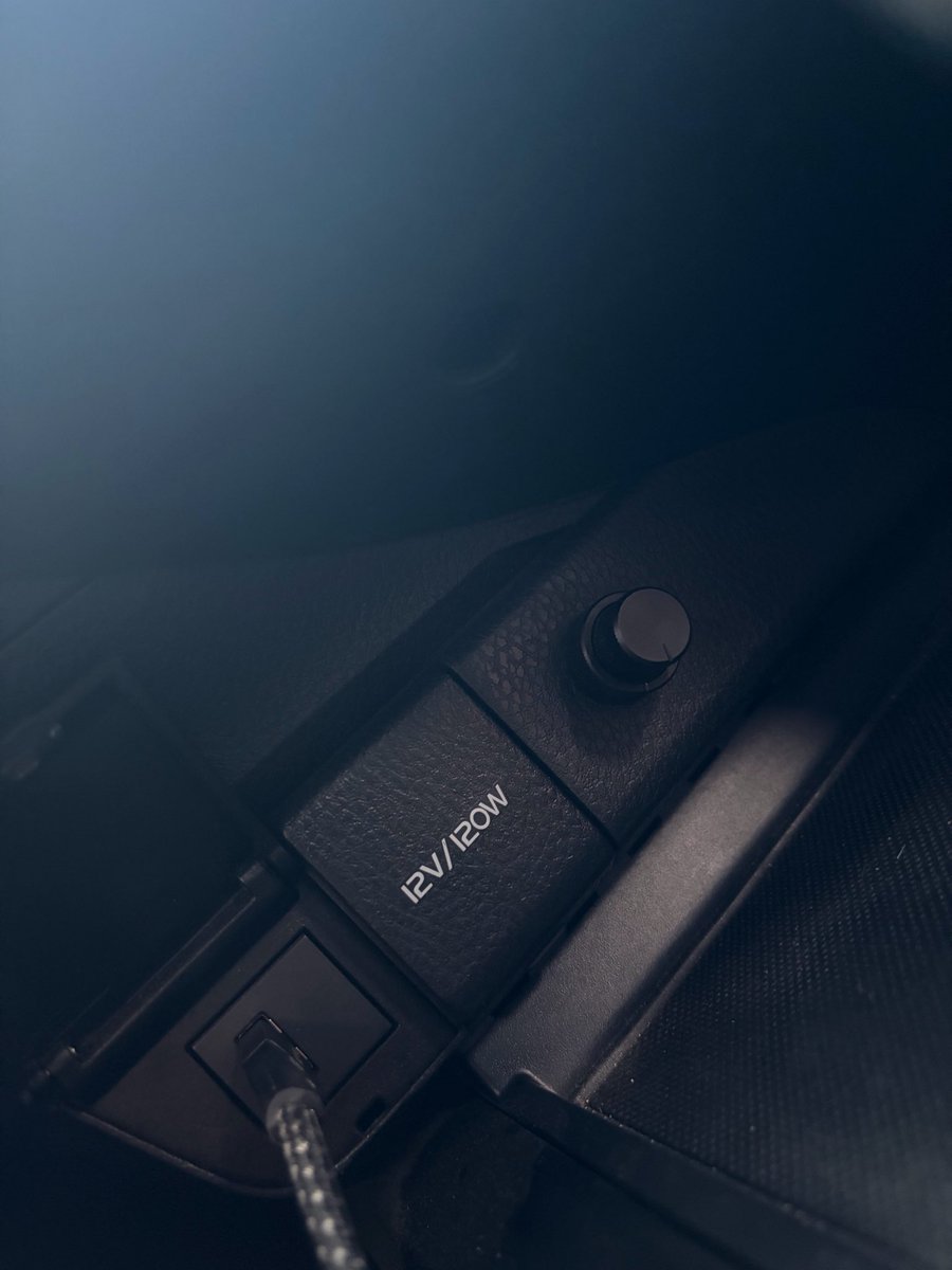 CaguamaRaiders's tweet photo. Where my bass heads at? Where you got your bass knob? Installed mine under the head unit https://t.co/3mmuVttbce