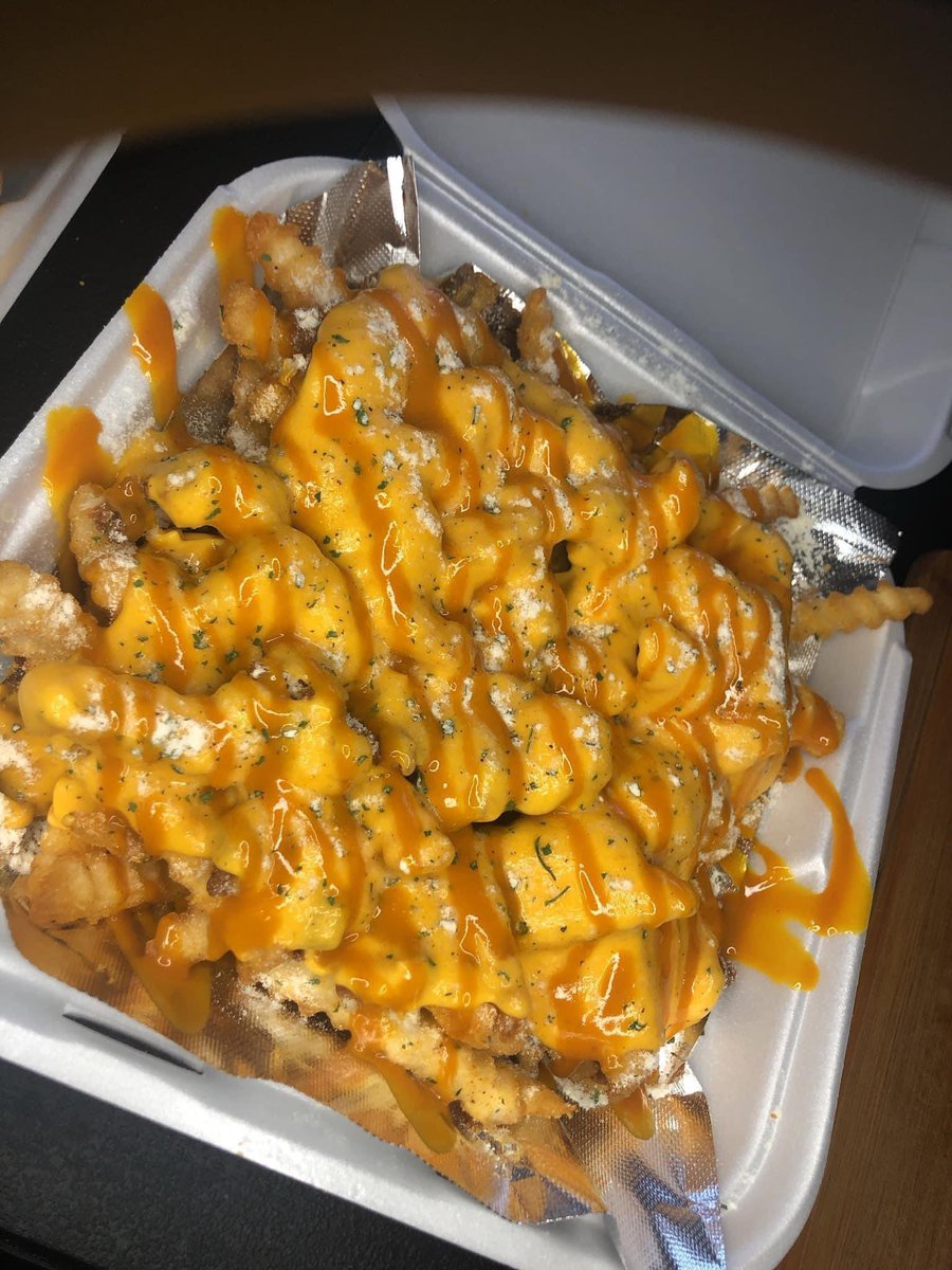Dexterslab901's tweet photo. 🔥#Memphis, Your Late-Night Wing Fix is Here 
Memphis DexterLab is back with the crispiest, juiciest wings in town—bold flavors, hot and fresh, just for you!  
📍 Neighborhood Walmart, 6990 E Shelby Dr.  
⏰ 8:00PM - 1AM
Don't miss out—come through and grab a plate! 🍗🔥#hotwings https://t.co/NCUUggpQ0A