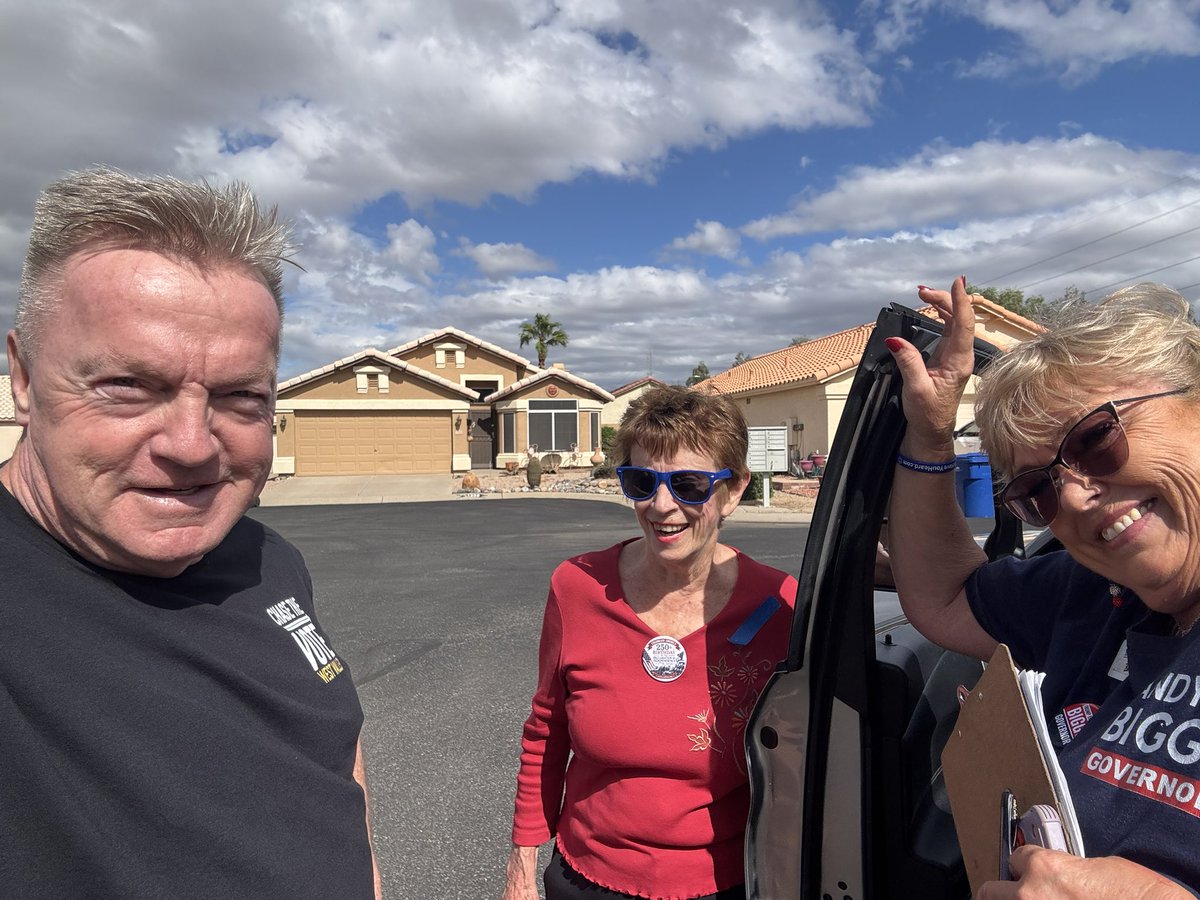 SenAnthonyK's tweet photo. In field with Lake Pleasant Josh Warner

+6 confirmed Ballots in the Box!

Walked a guy to to the mailbox to cast his ballot after helping him fill it out!

Another family of disengaged voters (5 total) showed us their Republican ballots were counted !

50 houses

21 contacts 

Winning!!

@TPAction