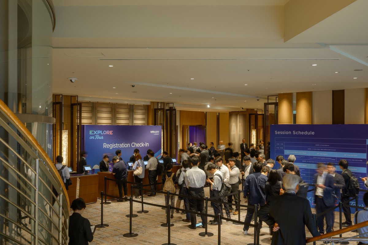 VMwareExplore's tweet photo. Thank you to everyone who joined us at #VMwareExplore on Tour in Tokyo!

From deep technical sessions on VCF to Hands-on Labs, thank you to Japan's tech community for an amazing event. Recap: https://t.co/vkwWUTH1o3