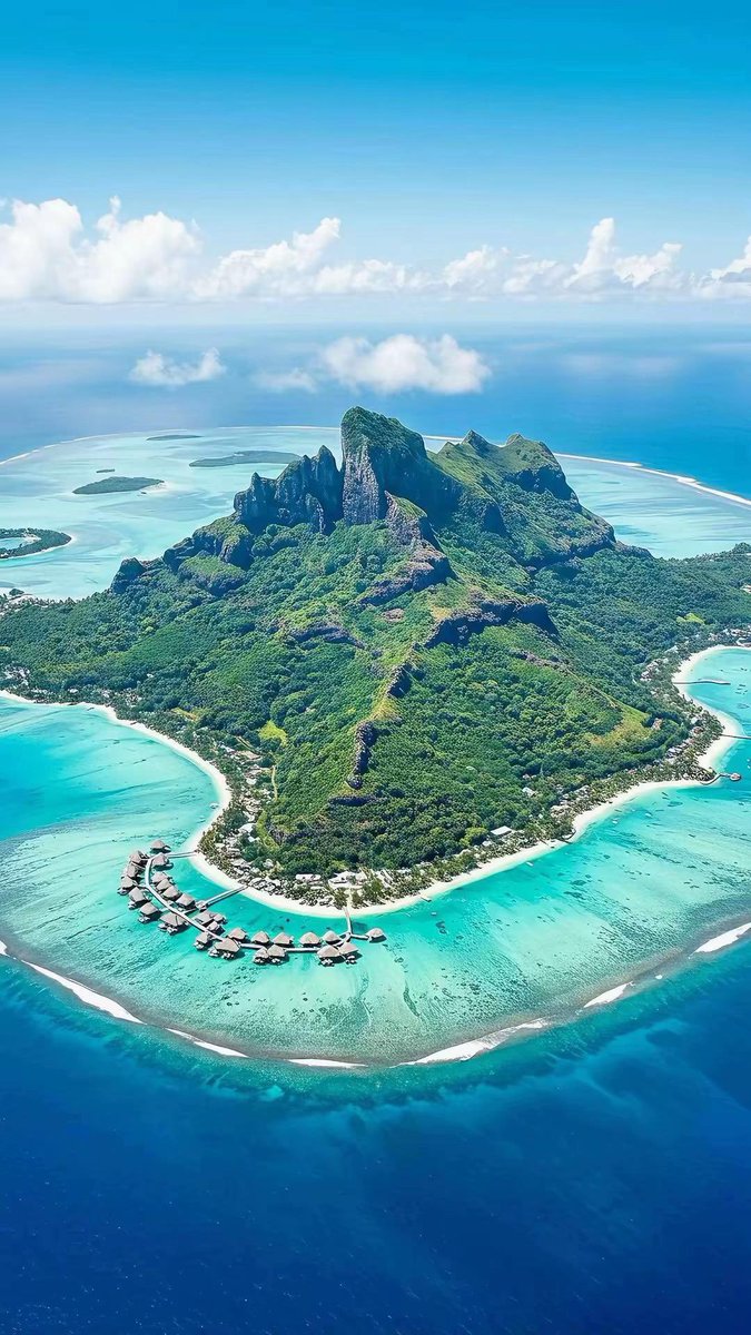 AmazingEye04's tweet photo. Bora Bora https://t.co/mxCrq09dl5