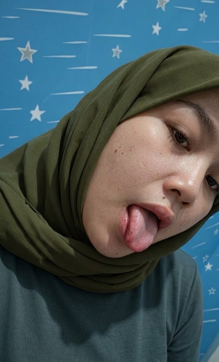 cnuaty's tweet photo. Yang lagi viral ibu guru cantik
https://t.co/yPga6PEdZ6
📁
https://t.co/bX10dM1GIr https://t.co/A8ymP5D8Wy