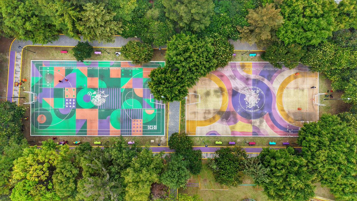 SOBSECDMX's tweet photo. Con estas acciones, seguimos recuperando nuestros espacios públicos para que las personas disfruten de áreas verdes en mejores condiciones y cuenten con lugares para convivir y compartir.

#ObrasQueTransformanLaCapital https://t.co/nGoRpW0gnK