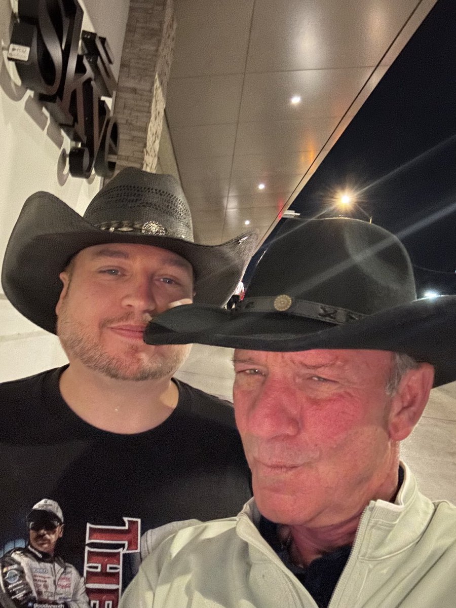 TheRealTRizzo's tweet photo. Giddy up @Pchopz_ https://t.co/VVBGuWR9Z3