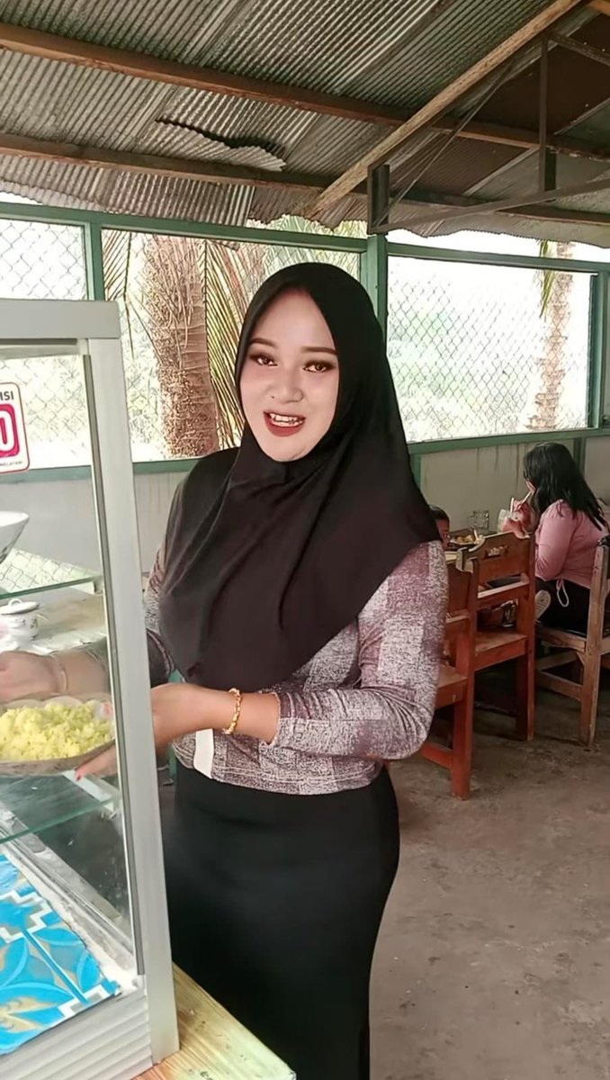 cnuaty's tweet photo. Yang lagi viral sama ibu warung ng
https://t.co/vfJVNuVxKz
📁
https://t.co/bX10dM1GIr https://t.co/GtGrNkk5Qj