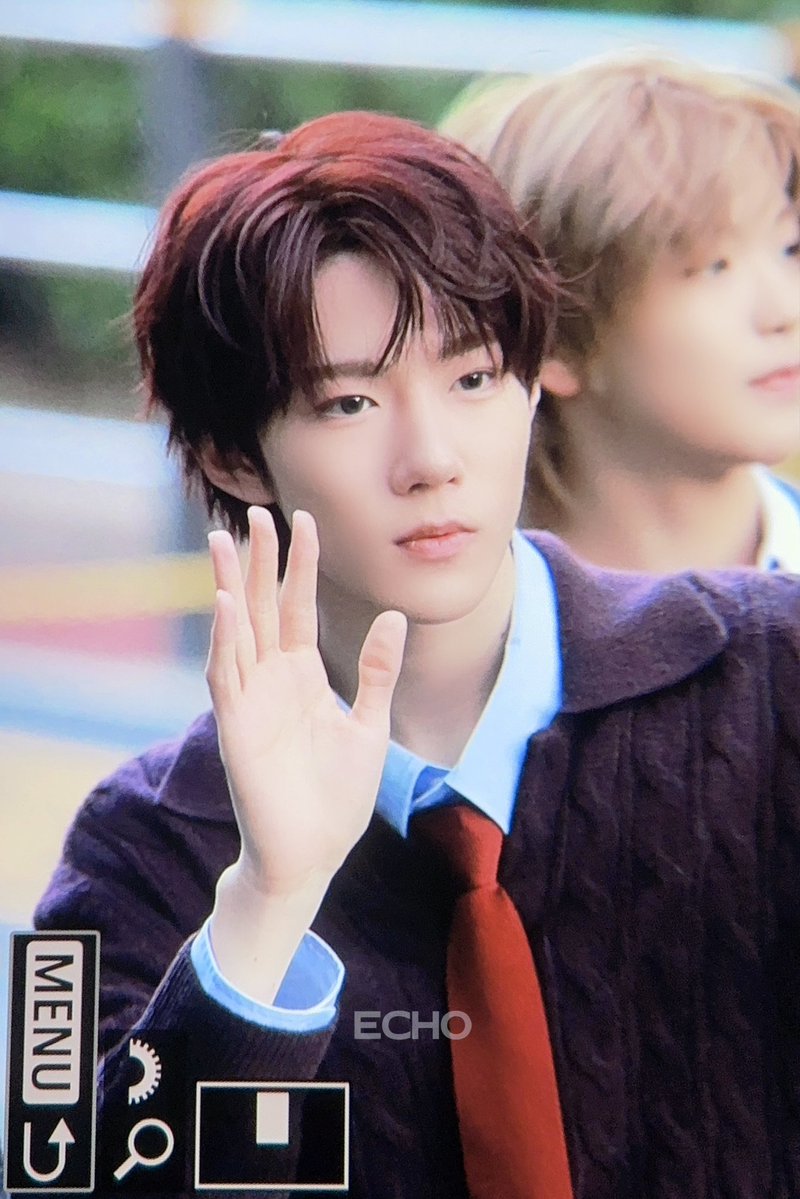 a2osoulteo's tweet photo. teo looks so handsome today #테오 https://t.co/74cSEi0ZRi