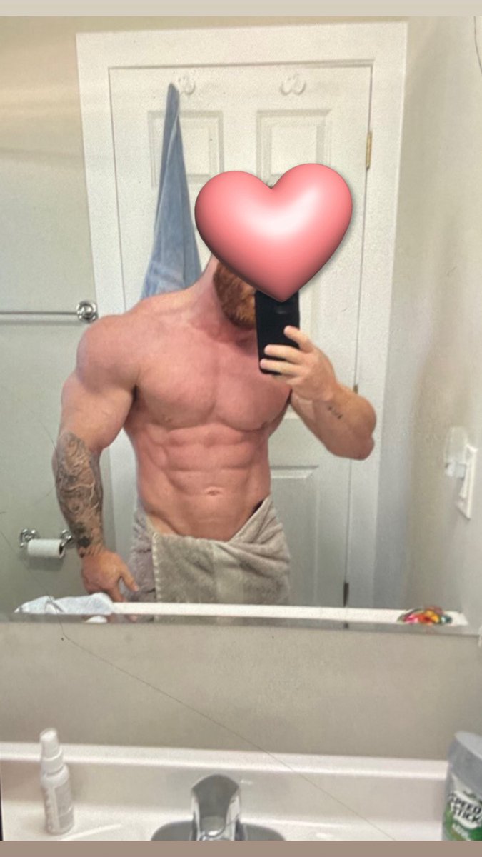Toptierbussy04's tweet photo. Should I make an onlyfans so ya’ll can see longer clips of all these hot men🫣??
(Pls comment your thoughts) 
#femboy #BWC #DL #str8top #DLmen #bussy #bwctop #str8 #daddy https://t.co/ByLmAzxbhQ