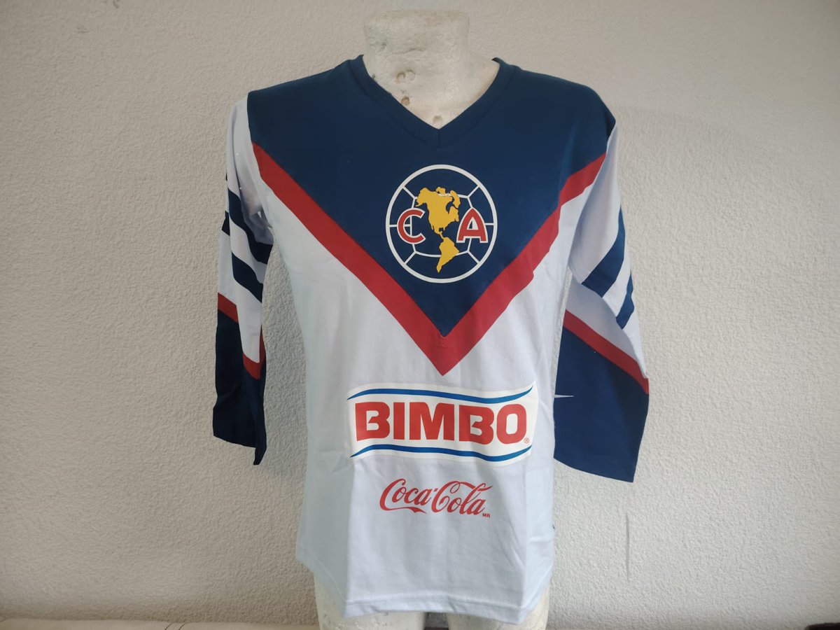BackToTheRetro2's tweet photo. MAÑANA ESTAREMOS ENTREGANDO EN CDMX!! (LINEA DORADA Y LINEA AZUL DEL METRO) 

La mítica “Espantachivas” de Memo Ochoa.

A tiempo para su partido homenaje!! 🧤 🧤 

Tallas: ch,med,lg,xl y 2xl 

$850 

Envios a todo 🌎 ✈️ 📦 

WhatsApp: 
81 4493 9590 🇲🇽 
346 401 3256 https://t.co/NC5hxsjhzv