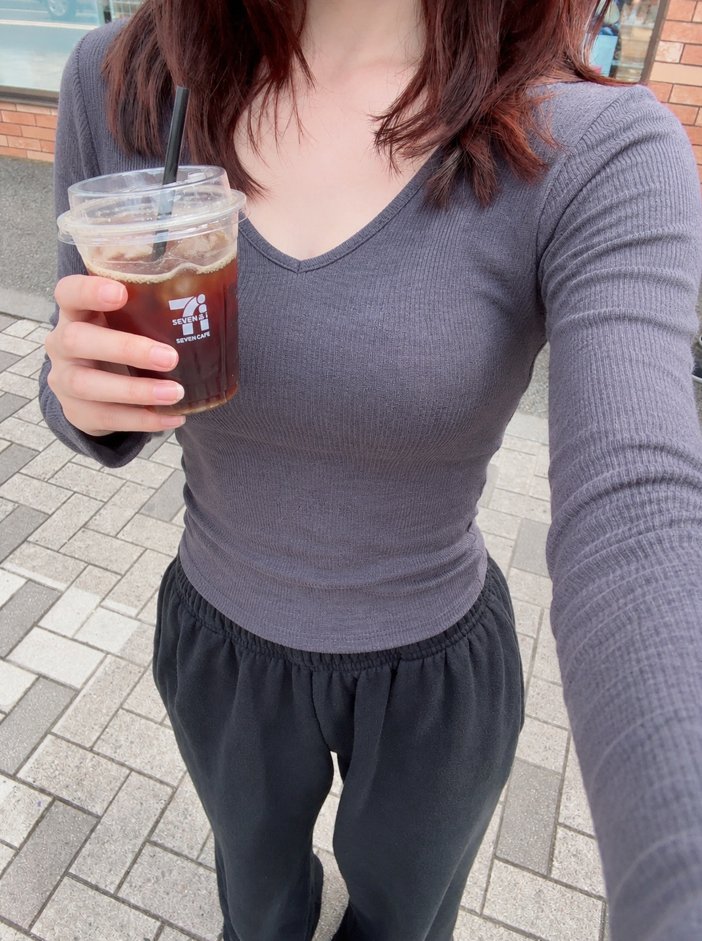 rinaymuc88's tweet photo. おはよ☕

今日もコーヒーから始めます😂 https://t.co/wfLSLzykvv