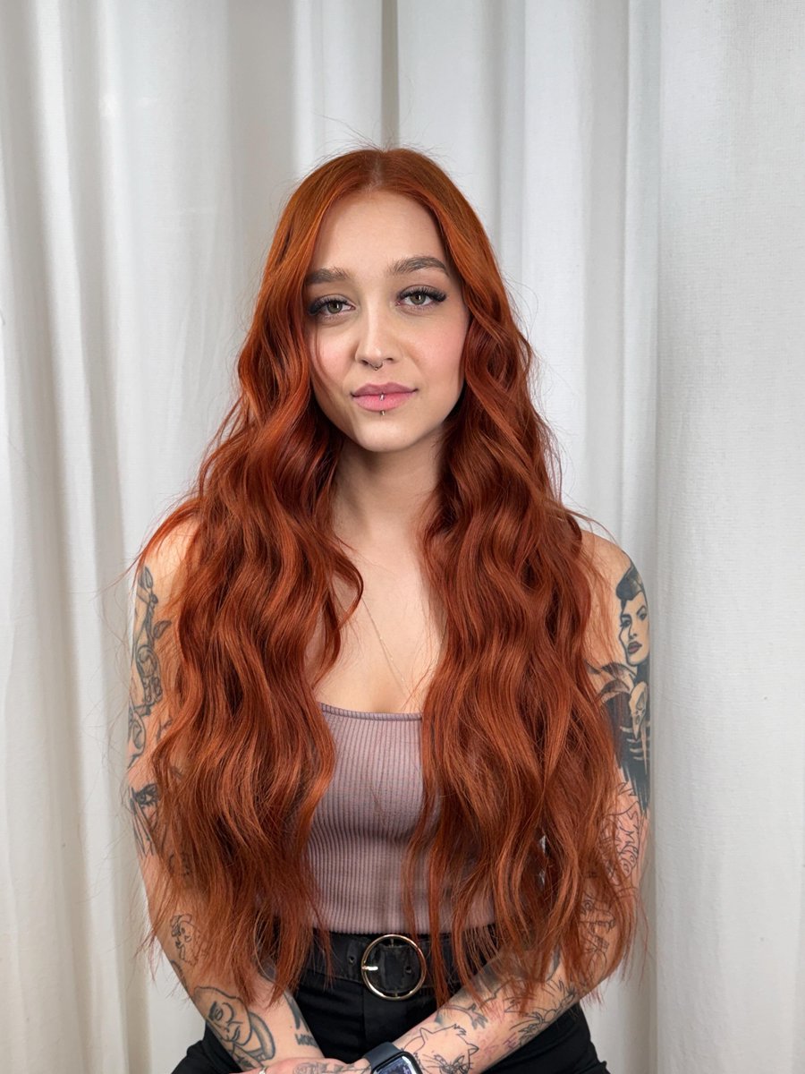 SelahBrBowerDFD's tweet photo. Ginger Spice

Après plus d’un an à parler de ses longs cheveux de rêve, voici le look final. Aimez-vous le résultat? Maud adore prendre des photos, rendez-vous pour la photo finale. https://t.co/ue8S7Lp4IV